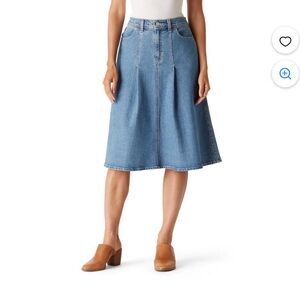 Levi Strauss Signature™ Women's Vintage Pleated Skirt